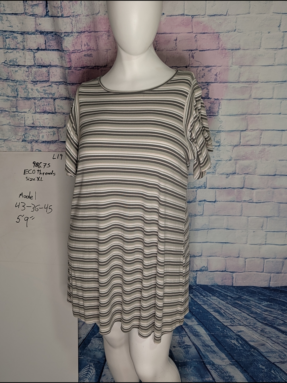 EcoThreads Women's Short Sleeve Striped Tee in Gray/Cream